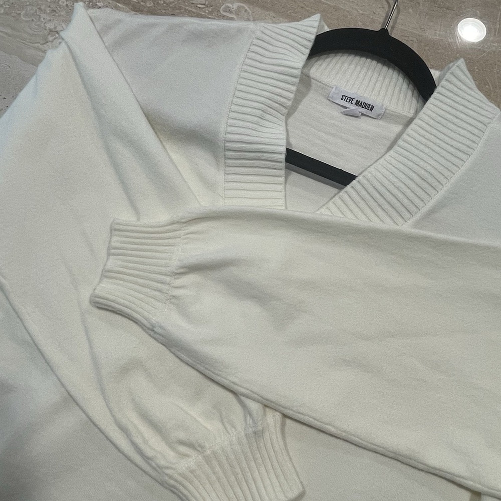 Steve Madden Womens Sweater Top S Lightweight Long Sleeve Cream‎ Super Soft Cozy